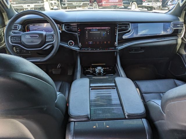 2023 Jeep Wagoneer Base