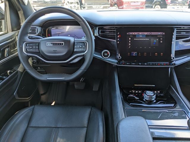 2023 Jeep Wagoneer Base