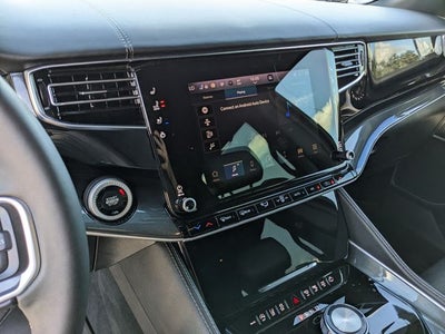 2023 Jeep Wagoneer Base
