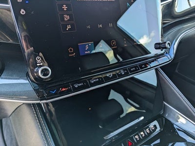 2023 Jeep Wagoneer Base