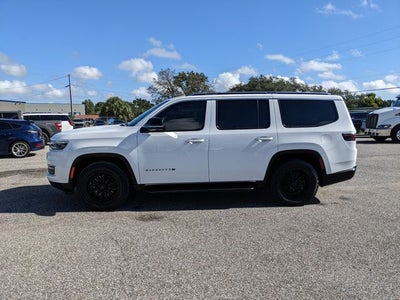 2023 Jeep Wagoneer Base