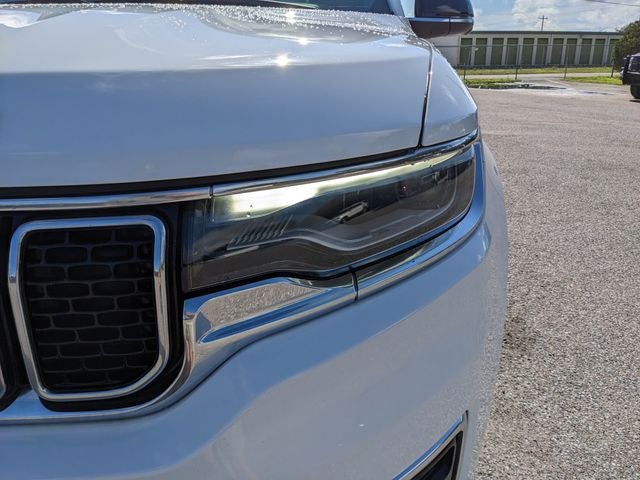 2023 Jeep Wagoneer Base