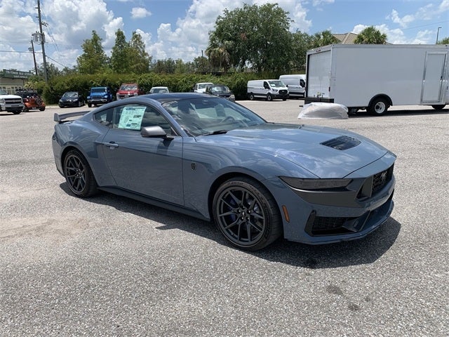 2025 Ford Mustang Dark Horse
