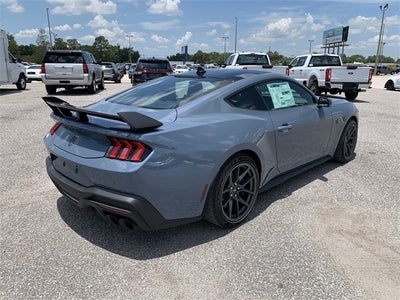 2025 Ford Mustang Dark Horse