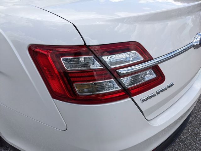 2018 Ford Taurus Limited
