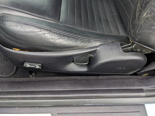 2003 Ford Thunderbird Base