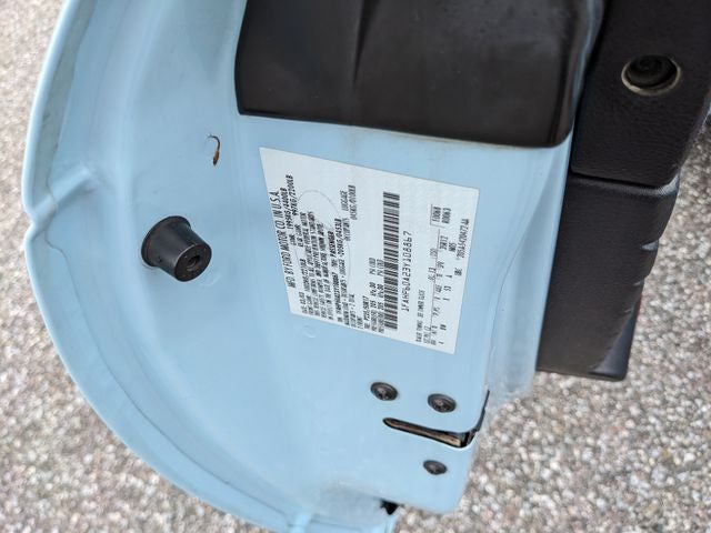 2003 Ford Thunderbird Base