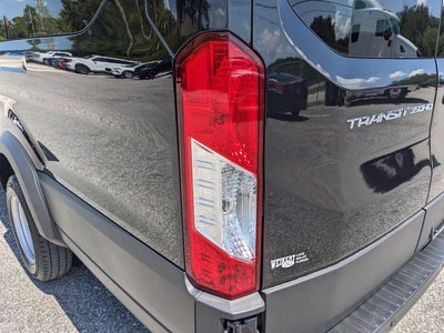 2025 Ford Transit-350 XLT 15 passenger