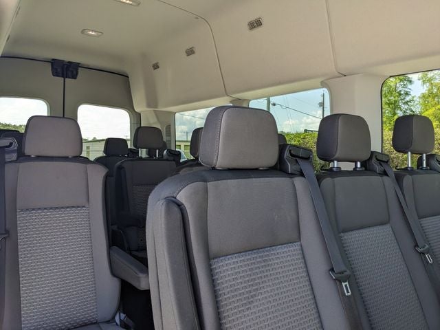 2025 Ford Transit-350 XLT 15 passenger