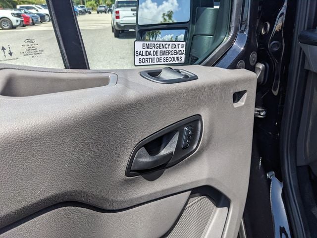 2025 Ford Transit-350 XLT 15 passenger