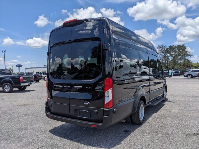 2024 Ford Transit-350 XLT 15 passenger