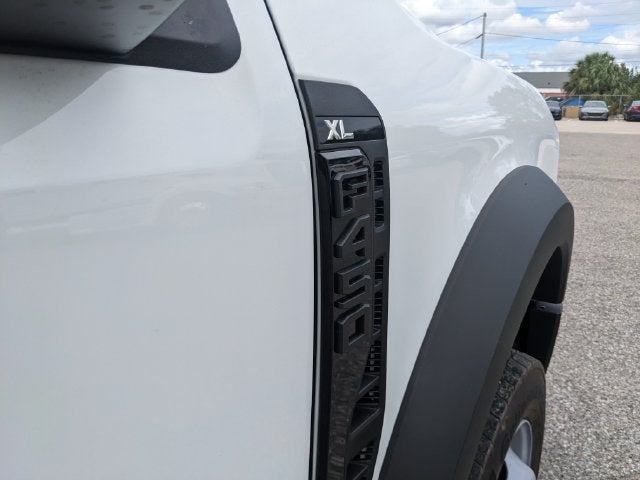 2027 Ford F-450SD XL DRW