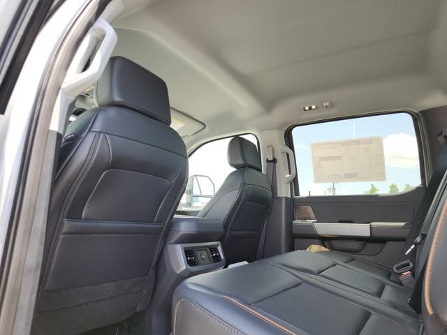 2026 Ford F-450SD Lariat DRW