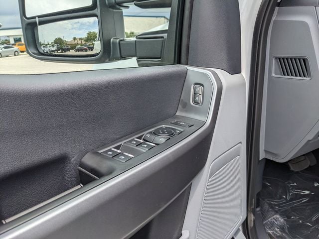 2026 Ford F-450SD XLT DRW