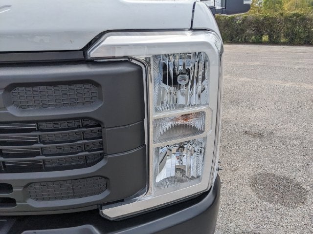 2027 Ford F-350SD XL DRW