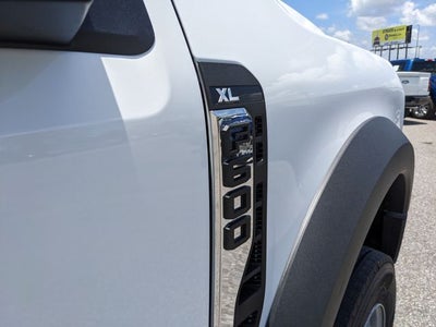 2026 Ford F-600SD XL