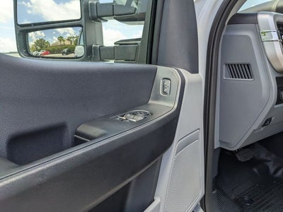 2026 Ford F-600SD XL