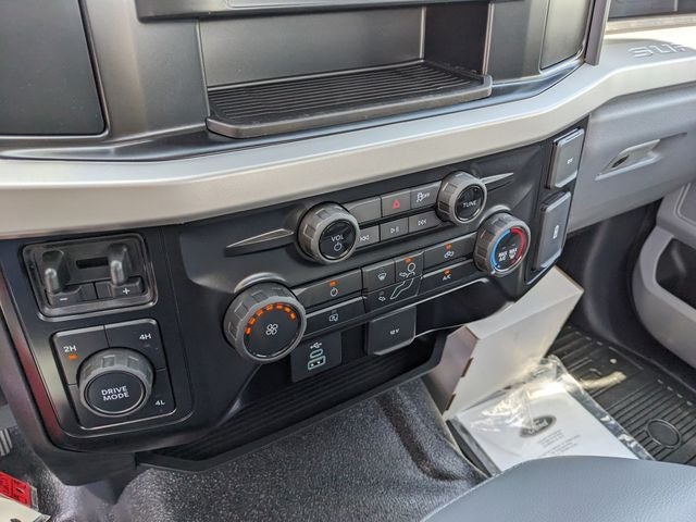 2026 Ford F-600SD XL
