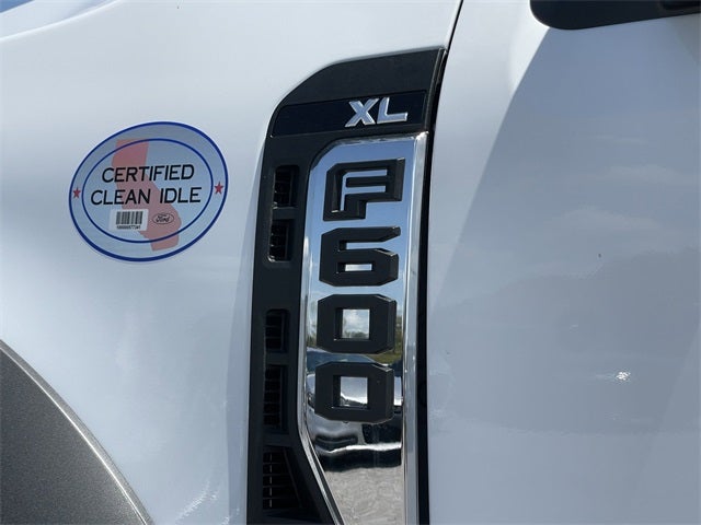 2025 Ford F-600SD XL