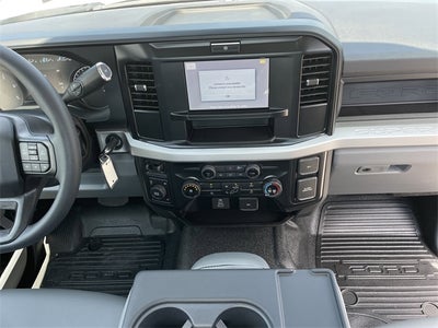 2025 Ford F-600SD XL