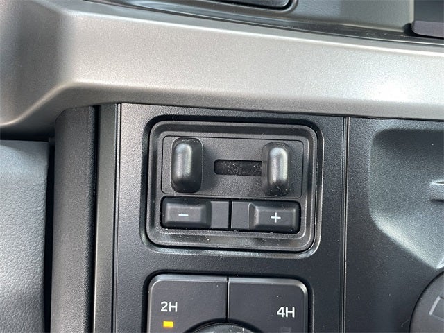 2025 Ford F-600SD XL