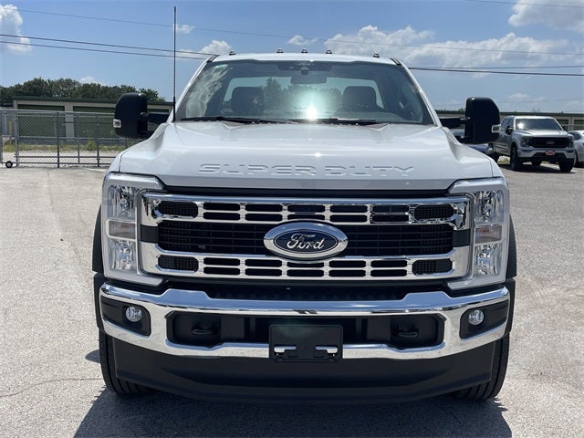 2025 Ford F-600SD XL