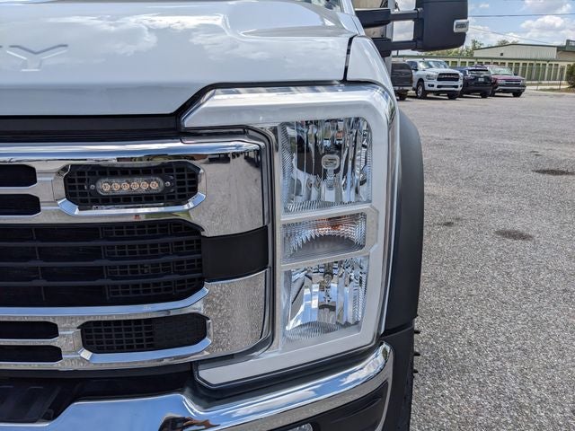2023 Ford F-600SD XL