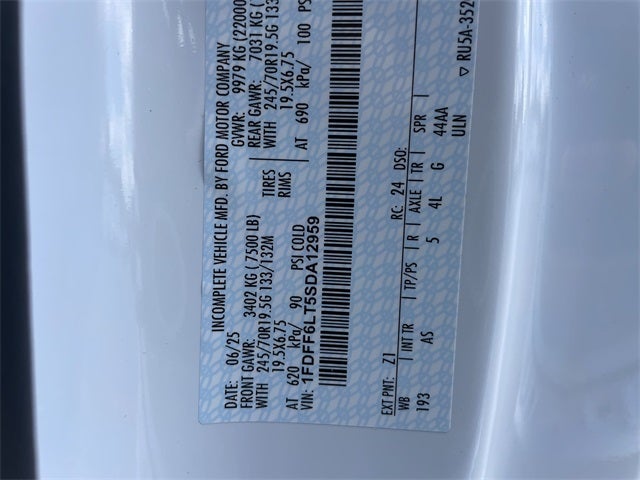 2025 Ford F-600SD XL