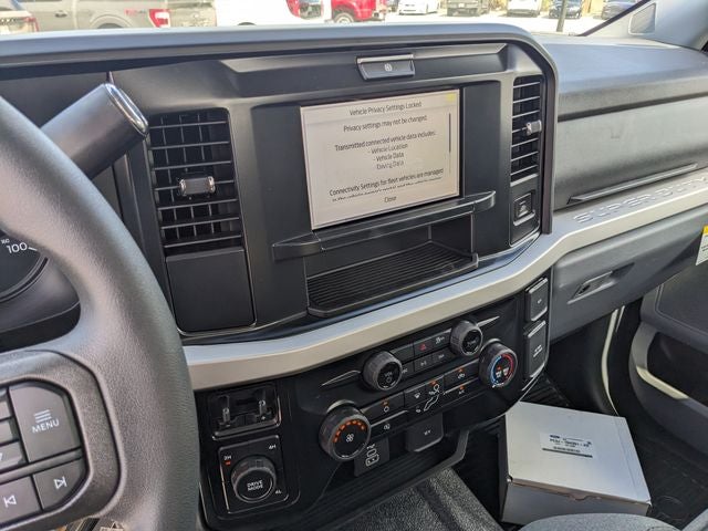 2026 Ford F-600SD XLT