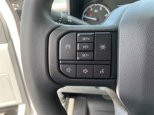 2025 Ford F-600SD XL