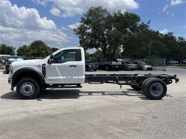 2025 Ford F-600SD XL