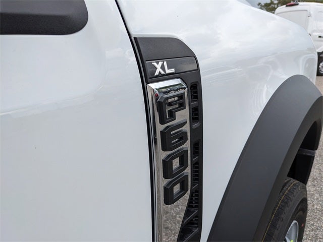 2026 Ford F-600SD XL