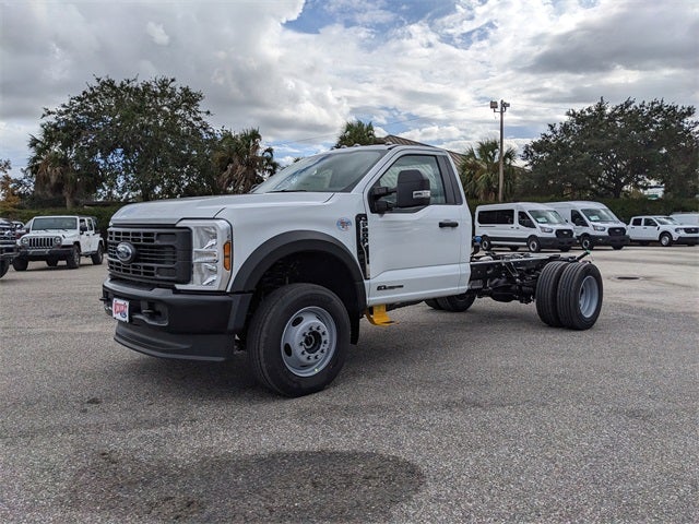 2026 Ford F-600SD XL