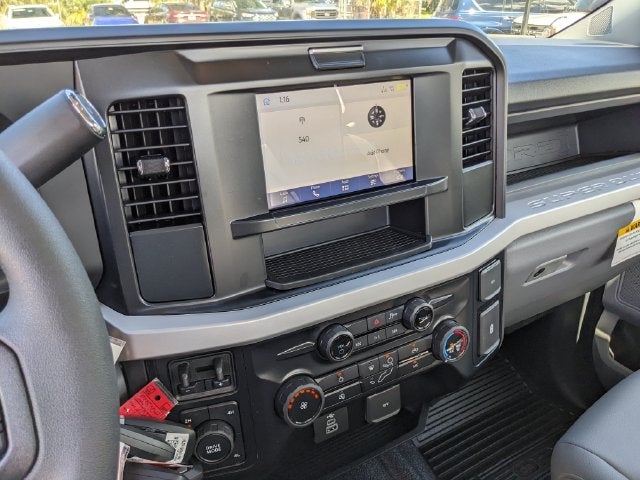 2027 Ford F-350SD XL DRW
