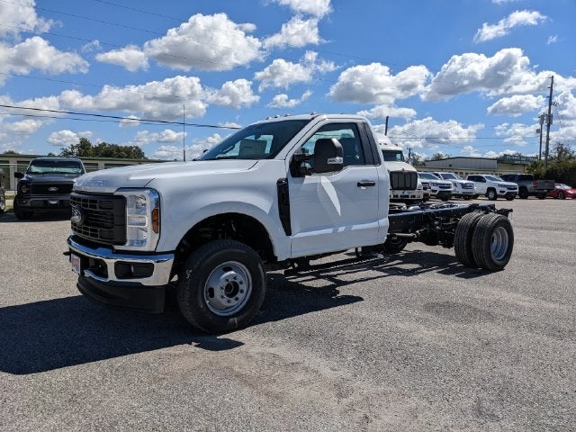 2027 Ford F-350SD XL DRW