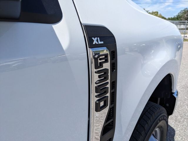 2026 Ford F-350SD XL DRW