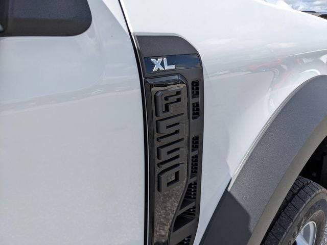 2027 Ford F-550SD XL DRW