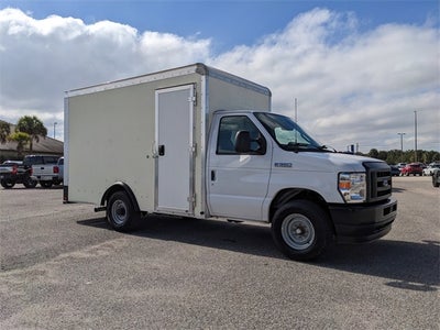 2023 Ford E-350SD Base Cutaway
