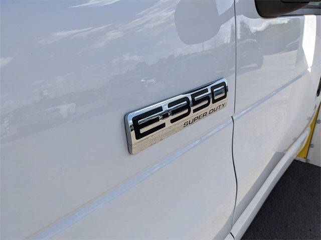 2023 Ford E-350SD Base Cutaway