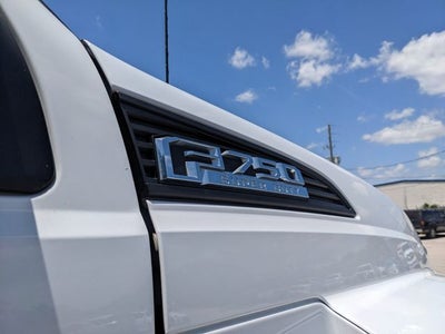 2021 Ford F-750SD Base