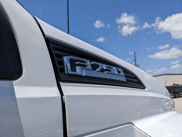 2021 Ford F-750SD Base