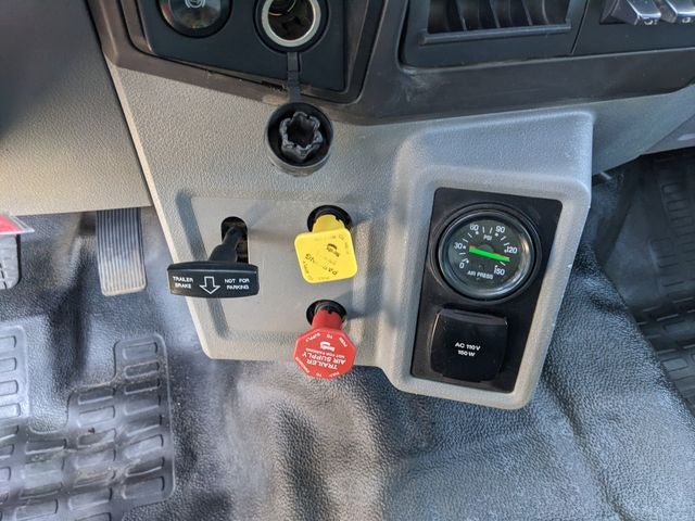 2021 Ford F-750SD Base