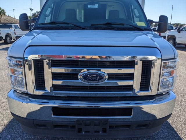 2023 Ford E-450SD Base