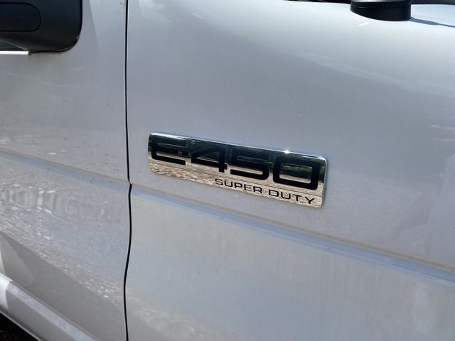 2023 Ford E-450SD Base