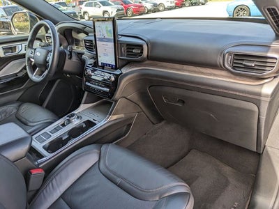 2023 Ford Explorer Platinum