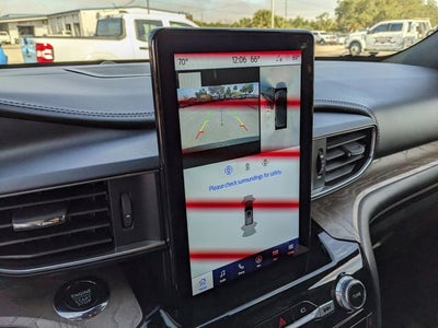 2023 Ford Explorer Platinum