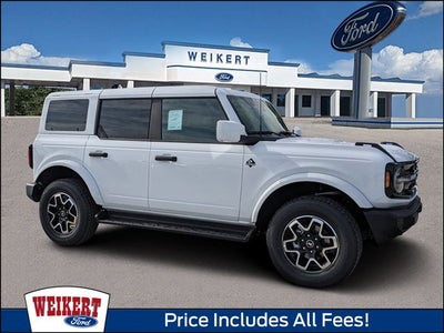 2026 Ford Bronco Outer Banks