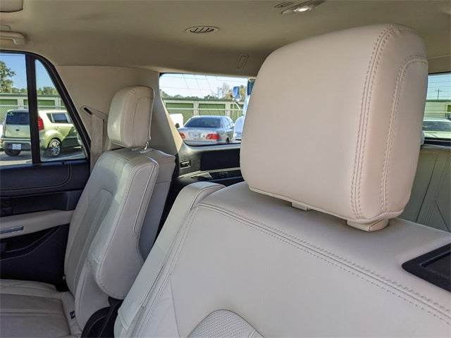 2022 Ford Expedition Max Platinum