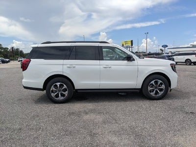 2027 Ford Expedition Active
