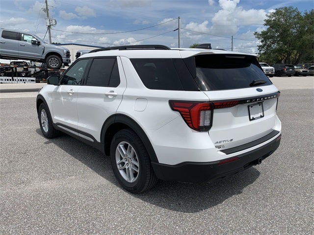 2025 Ford Explorer Active